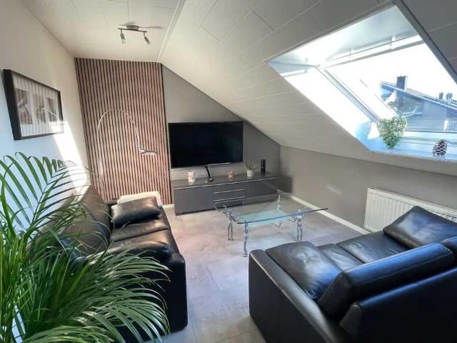 Modern 60sqm apartment on Wuppertal for 4 people quiet location, Wuppertal Amsterdam Apartments for Rent