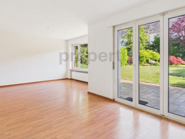 Modern 6.5 room terraced house with large cellar, Reinach