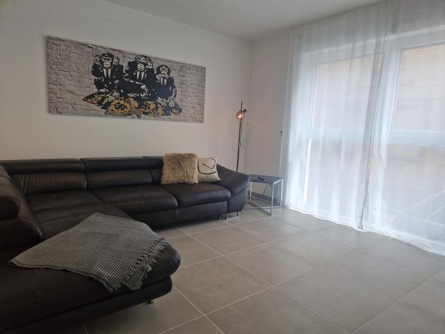 Modern 70m² three room apartment with its own step free entrance on the ground floor in Wiesbaden Delkenheim