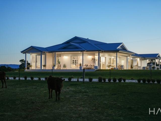 Modern Country Living, Just Moments from Longford