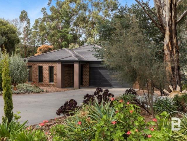 MODERN COUNTRY RETREAT IN A PEACEFUL LOCATION