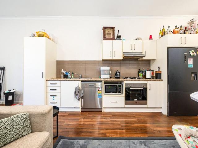 Modern Courtyard Living in the Heart of Mawson Lakes