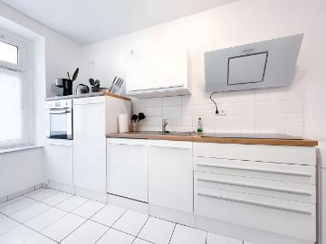 Modern & Cozy 2‑Room Apartment with Home Office in Leipzig‑Altlindenau, Leipzig Amsterdam Apartments for Rent
