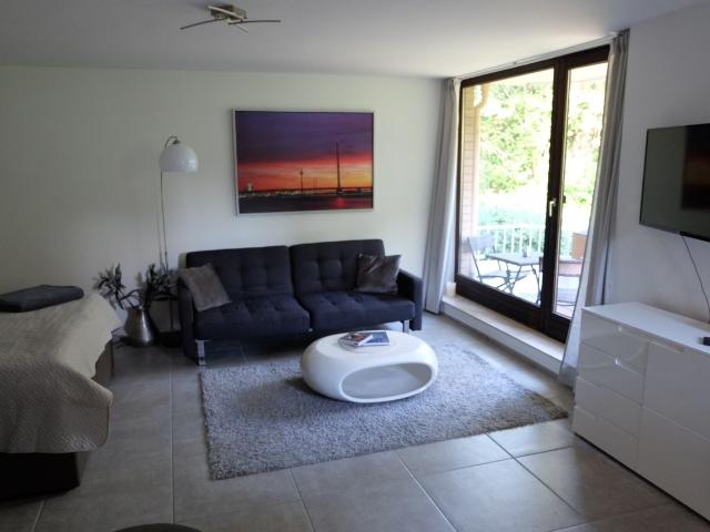 Modern & cozy apartment with balcony in Düsseldorf WIFI 100 MBit included, Dusseldorf Amsterdam Apartments for Rent