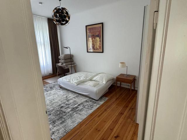 Modern, cozy luxury 2 BR apartment in Alt Tempelhof, Berlin Amsterdam Apartments for Rent