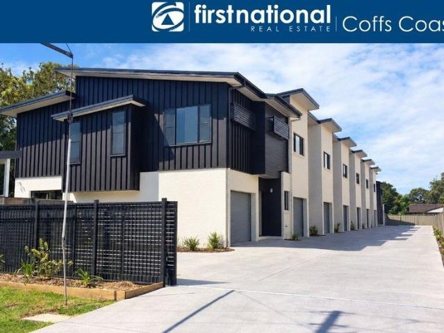 Modern coastal townhouse with quality finishes