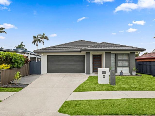 Modern Coastal Comfort with Space, Style & Effortless Living