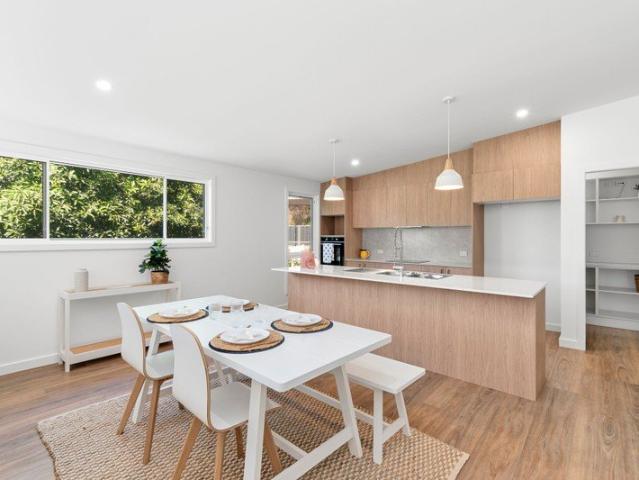 MODERN COASTAL DUPLEX LIVING