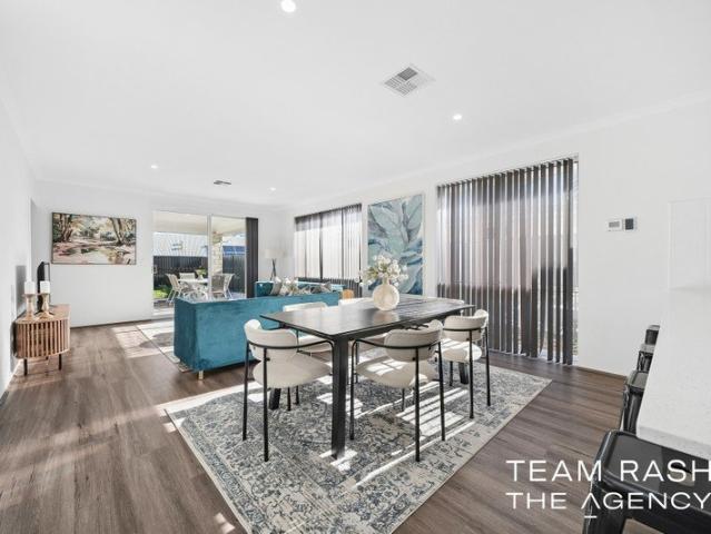 Modern Coastal Elegance in Sought After Wannanup