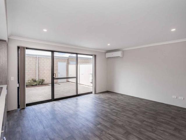 Modern Coastal Living 3x2 in the Heart of Alkimos