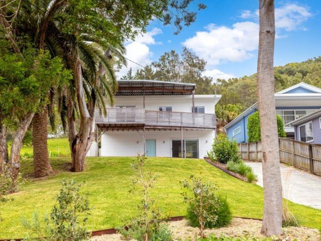 Modern Coastal Living Awaits