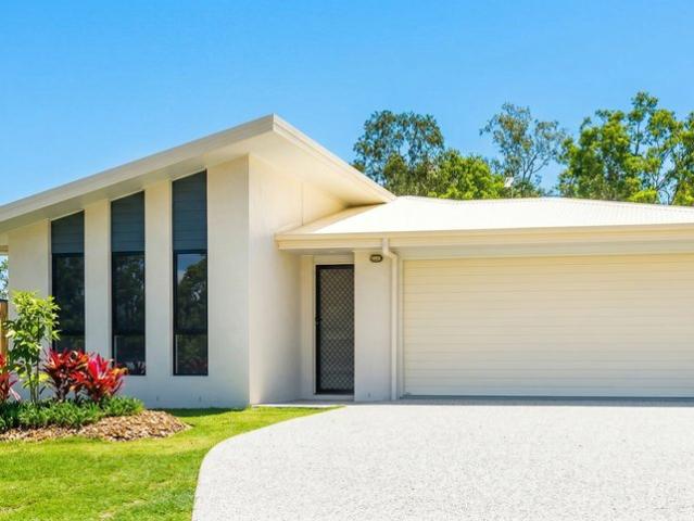 Modern Coastal Living in a Peaceful, Family Friendly Setting