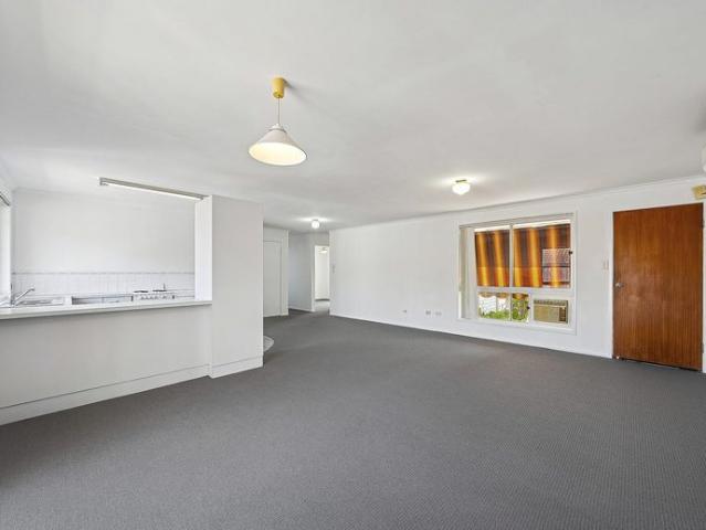 Modern Coastal Living in a Quiet Coolum Beach Cul de sac