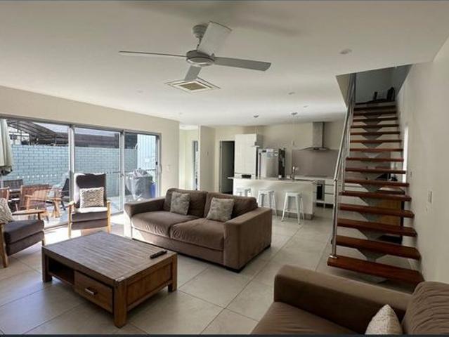 MODERN COASTAL LIVING IN SAWTELL FULLY FURNISHED