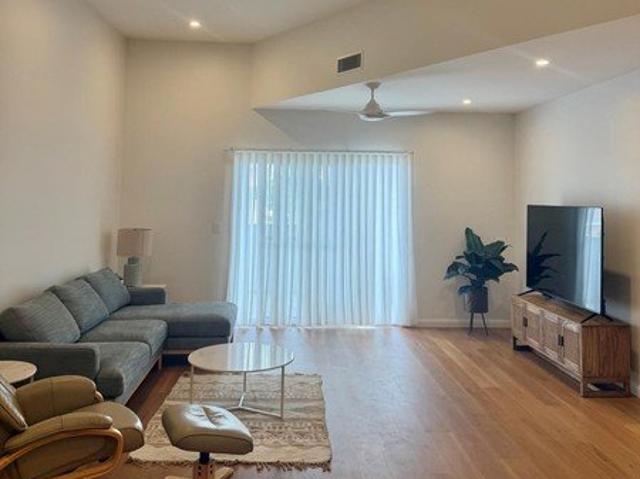 Modern Coastal Living in the Heart of Woolgoolga