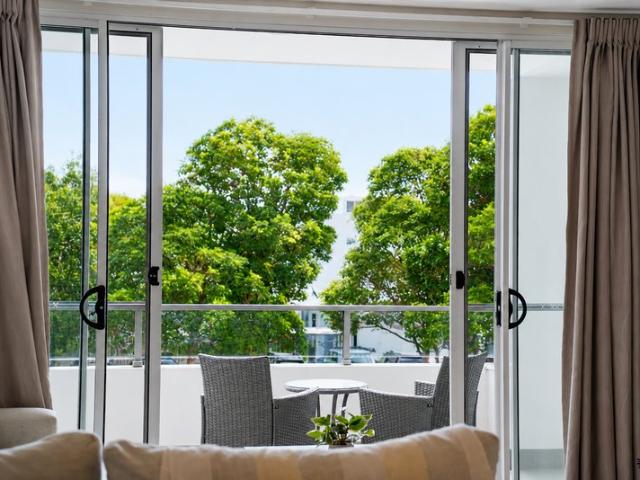 Modern Coastal Living in the Heart of Woolgoolga