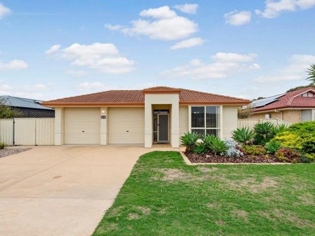 Modern Coastal Living on Hindmarsh Island in the exclusive Coorong Quays Marina A Home That Truly Has It All. Just move in!