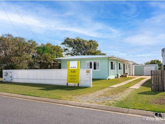 Modern Coastal Living Less Than 300m from the Beach