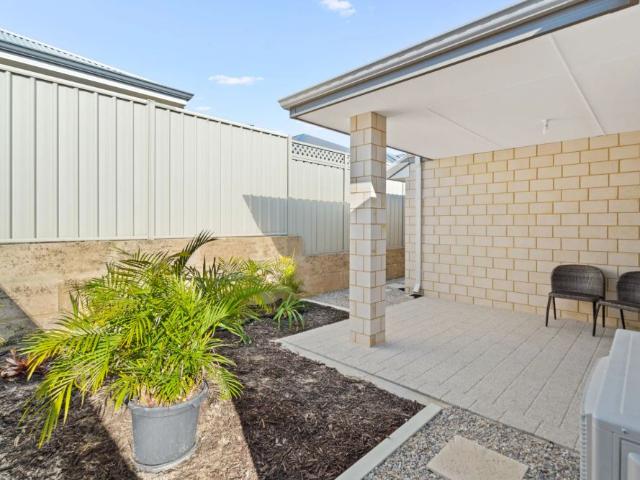Modern Coastal Living with 4x4 Height Garage & Scullery in Golden Bay