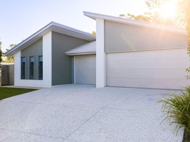 Modern Coastal Living with Flexible Dual Accommodation
