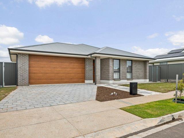 Modern Coastal Living with Space for the Whole Family