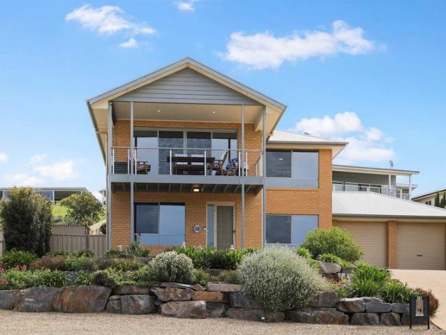 Modern Coastal Living with Space, Style & Views