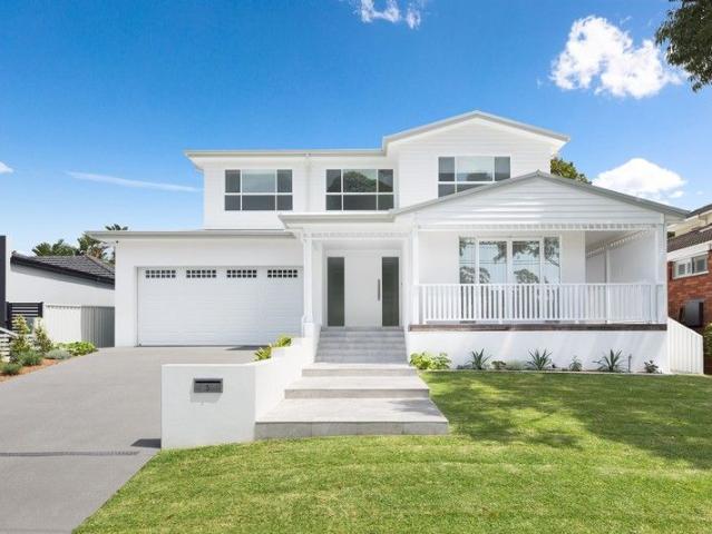 MODERN COASTAL LUXURY IN THE HEART OF SYLVANIA