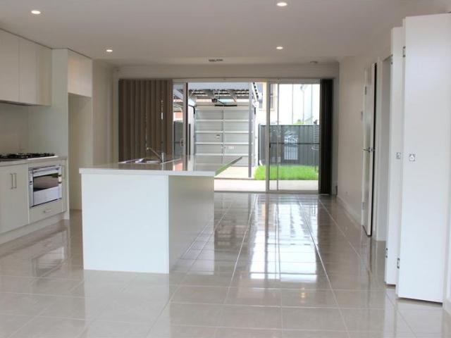 Modern College Park Townhouse with Three Bedrooms and Secure Parking