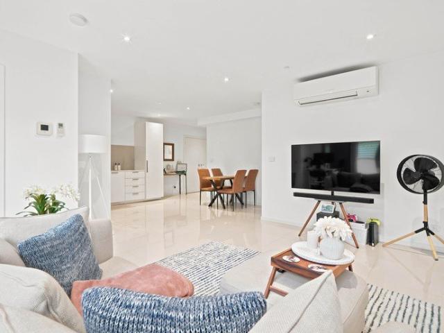 Modern Comfort with Outstanding Lifestyle Appeal
