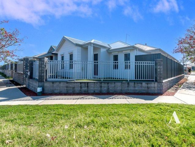 Modern Comfort with a Scullery & Easy Outdoor Living