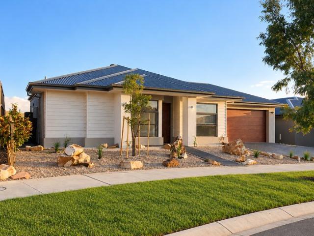 Modern Comfort with Country Views Right Here in Traralgon