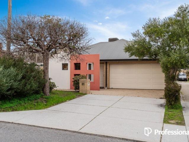 MODERN COMFORT WITH PARKSIDE APPEAL