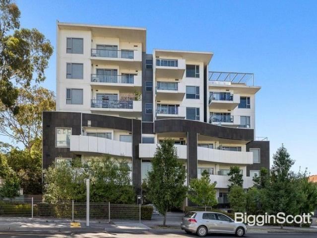 Modern Comfort with Stunning City Views