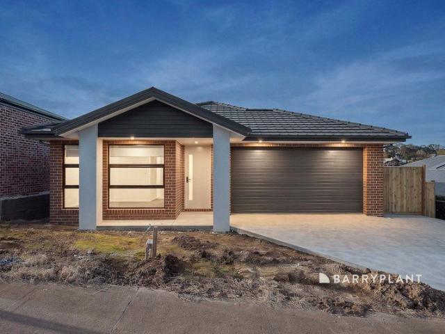 Modern Comfort with Side Access and Room to Create