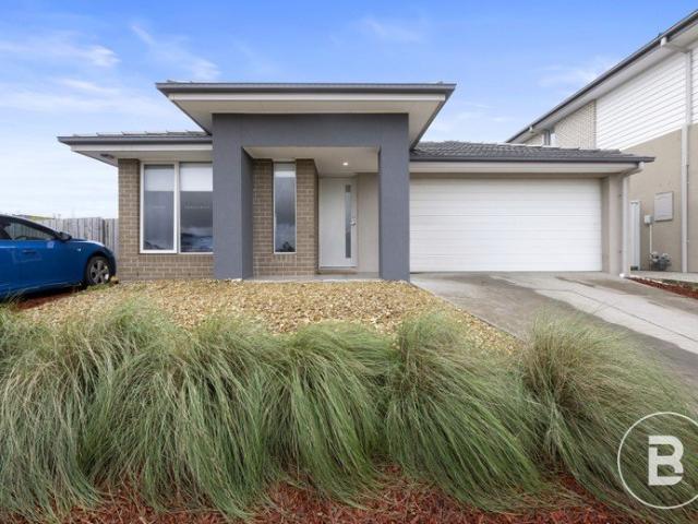 MODERN COMFORT WITH SPACE TO ENJOY