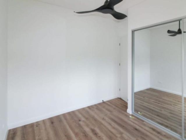 Modern Comfort and Convenience 1 Bedroom Flat in Norwest