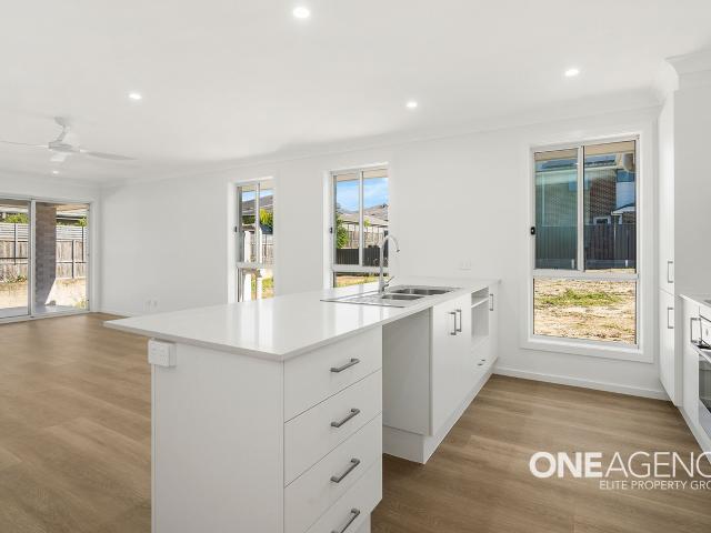 MODERN COMFORT AND CONVENIENCE IN ST GEORGES BASIN