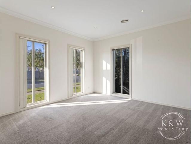 Modern Comfort and Convenience in the Heart of Somerville