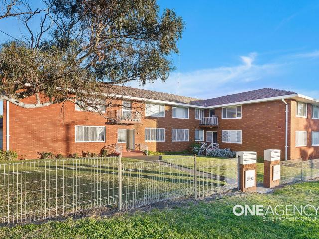MODERN COMFORT AND CONVENIENCE IN THE HEART OF WARRAWONG