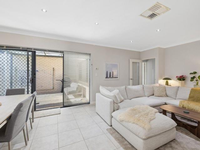 Modern Comfort and Easy Care Living in the Heart of Nollamara