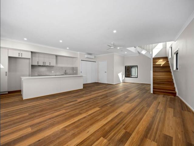 Modern Comfort and Easy Living in Crestmead!