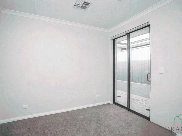Modern Comfort and Easy Living in Middle Swan