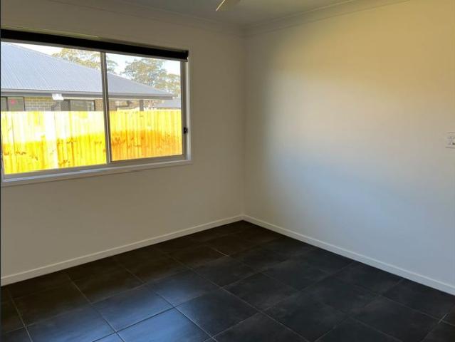 Modern Comfort and Easy Living in Rosenthal Heights