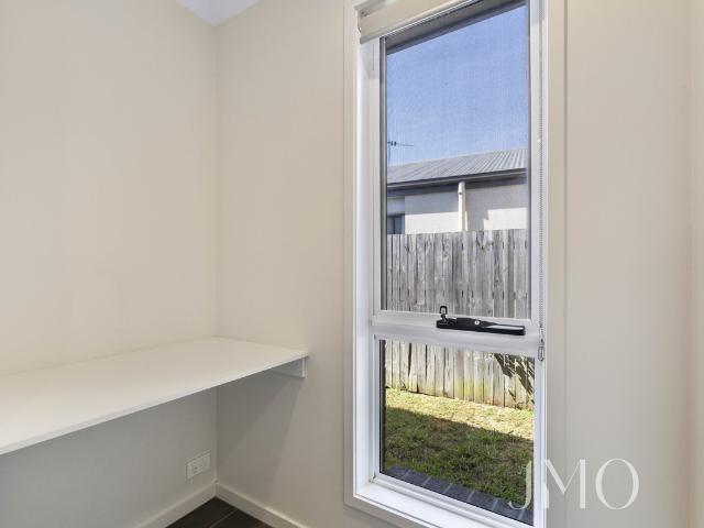Modern Comfort and Family Functionality in the Heart of Ormeau