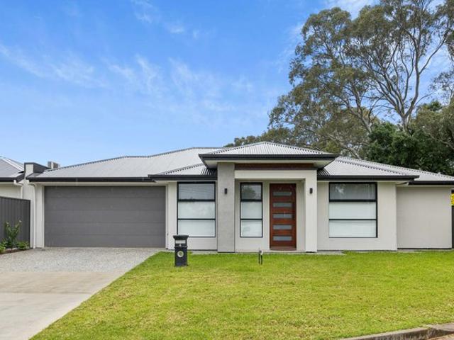 Modern comfort, contemporary style and easy living