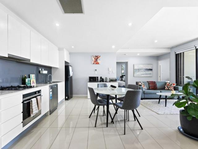 Modern Comfort & Convenience in the Heart of Homebush