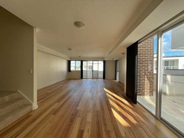 Modern Comfort & Convenience in the Heart of Norwest