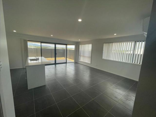 Modern Comfort & Convenience in Watagan Park Estate