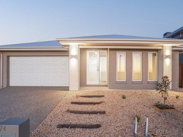 Modern Comfort & Convenience in a Prime Armstrong Creek Pocket