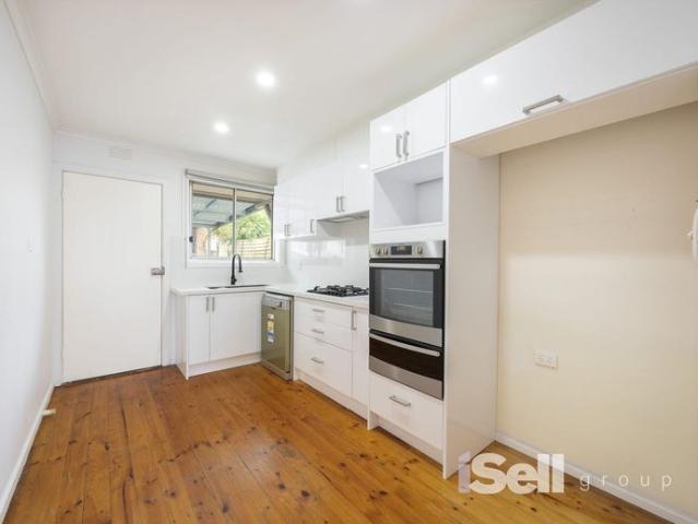 Modern Comfort, Convenience in Great Location